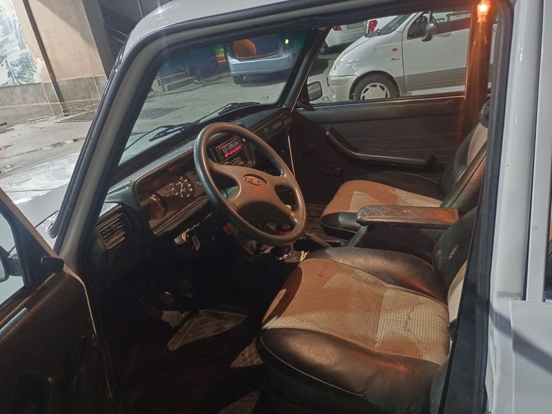 Vaz 21 07 rangi oq sotilvotti polniy asvijet qilingan olasla minasla m