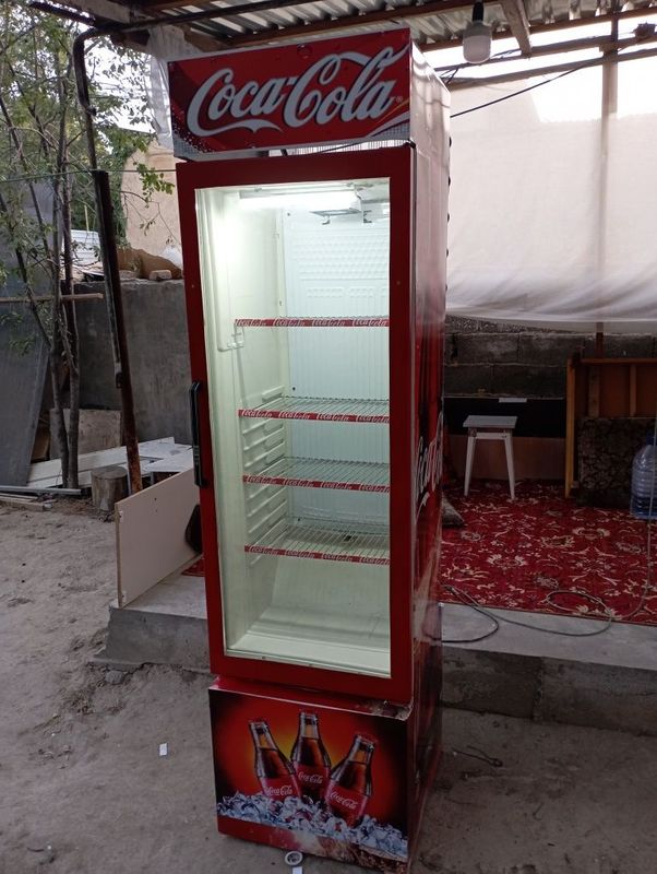 Продается витрина холодильная ( самодельный ) новый Продается витрина холодильная ( самодельный ) новый