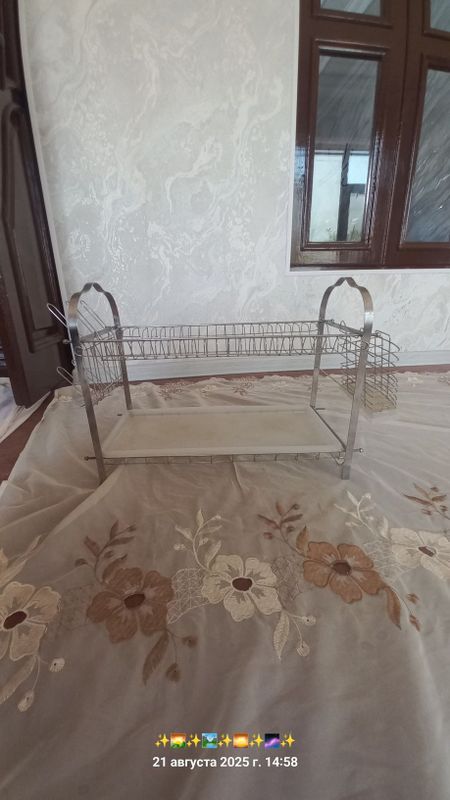 Posuda qòyadigan pastavka Posuda qòyadigan pastavka