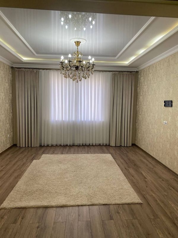 Arenda parkentski Shapannski 3/2/5 yevro 500$ Arenda parkentski Shapannski 3/2/5 yevro 500$