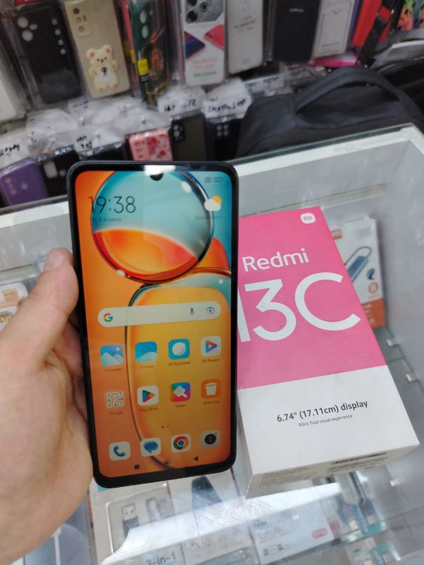 Redmi 13c 8/256G Black idealni sastayana Redmi 13c 8/256G Black idealni sastayana