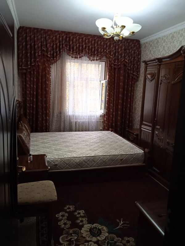 Продаётся двухкомнатная переделана в трёх на Карасу 2 Продаётся двухкомнатная переделана в трёх на Карасу 2