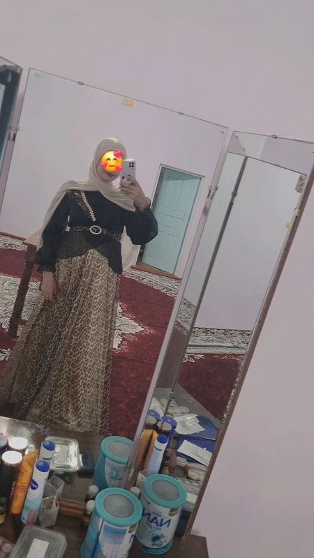 oqshom libosi oqshom libosi