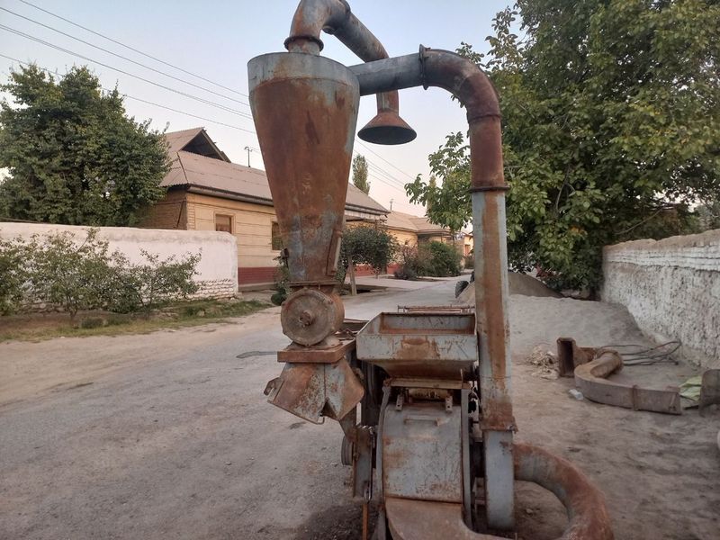 Diku makka un qilafigan Diku makka un qilafigan
