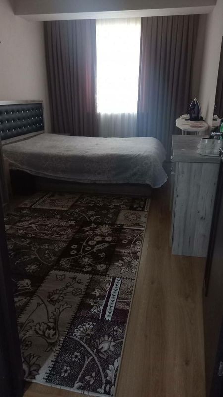 2 ta yoki 1 ta qizga sheriklika olaman