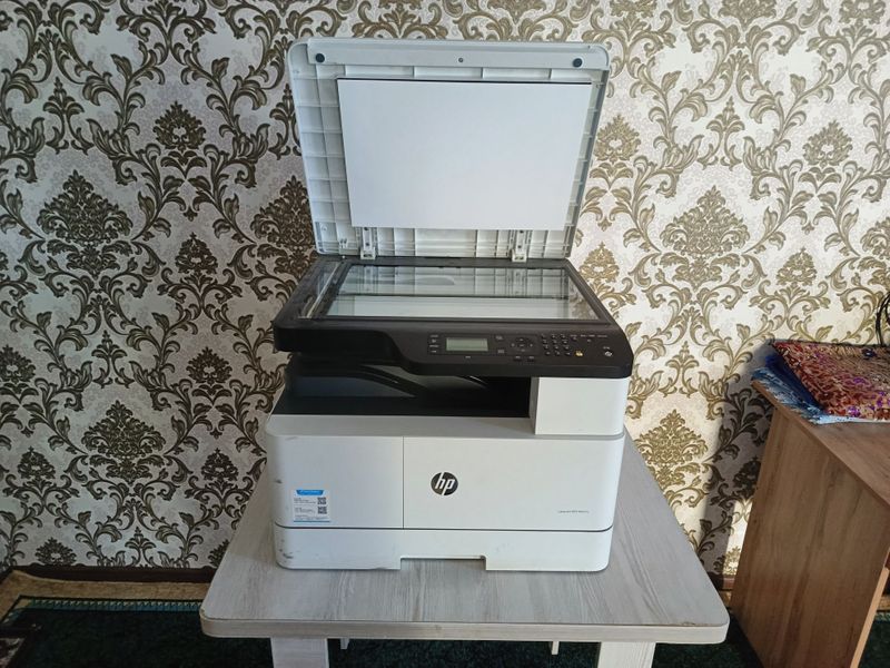 Принтер А3 Hp mfp m437n