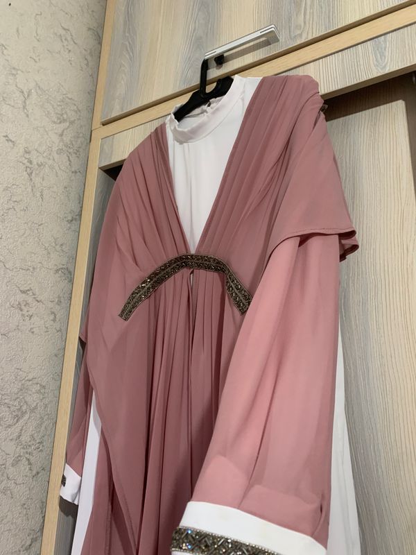 Vecherniy abaya 1 martta kiylgan