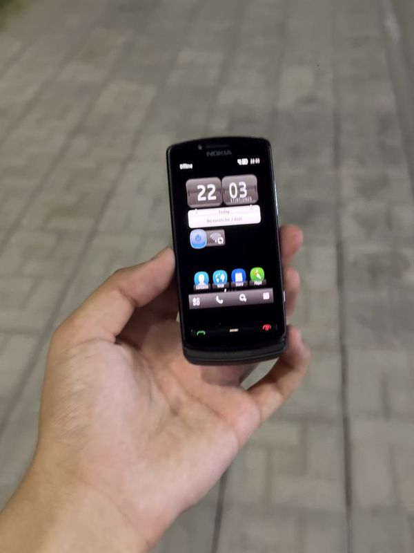 Продается Nokia 700 Продается Nokia 700