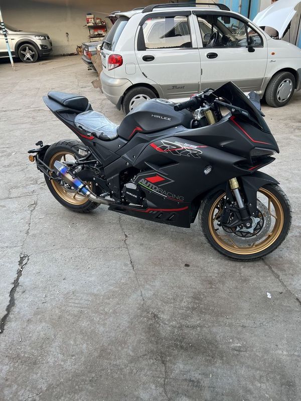 Продам мотоцикл ducatti panigalli