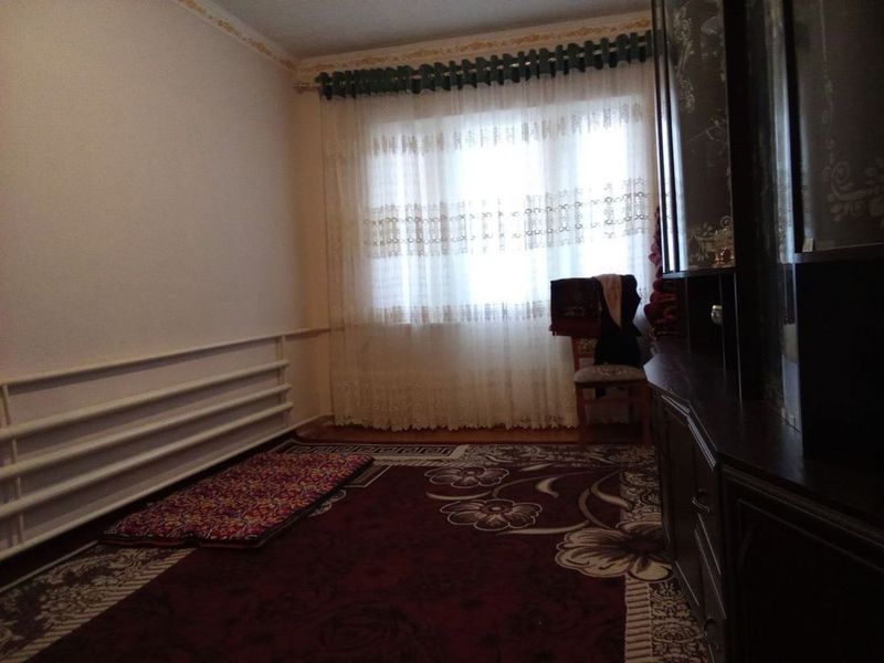 Dom sotiladi 4xonali maktab bogcha yonida xamma sharoit bor Dom sotiladi 4xonali maktab bogcha yonida xamma sharoit bor