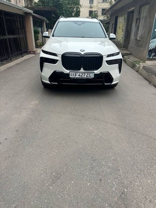 Продам BMW x7 2023 свой Продам BMW x7 2023 свой
