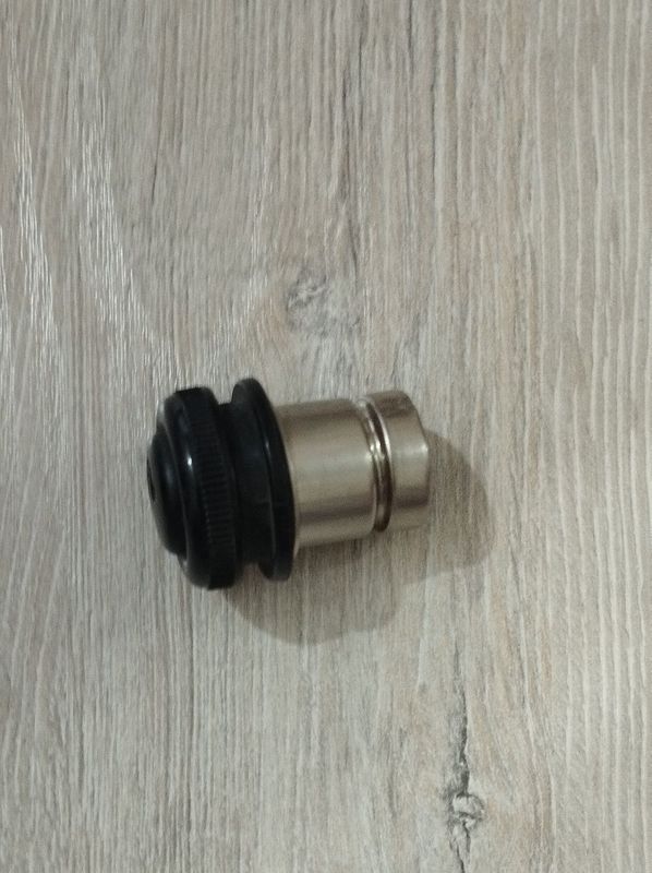 Прикуривател сигарет Ласетти б/у
