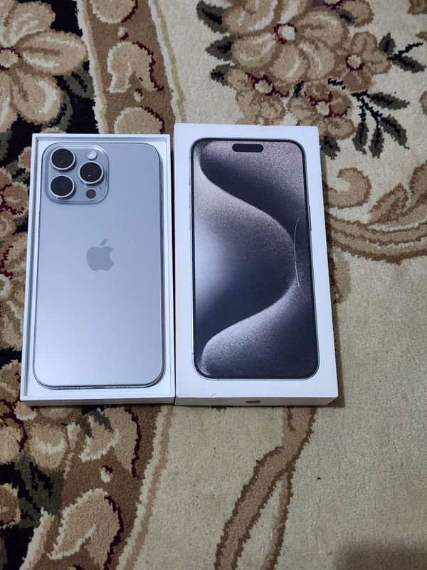 Iphone 15pro max 256gb