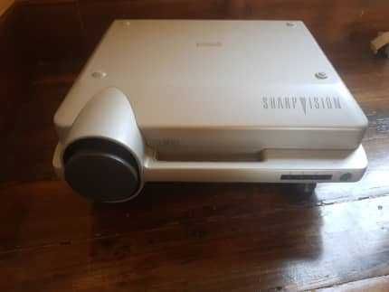 SHARP liquid crystal LCD Projector XV120ZU