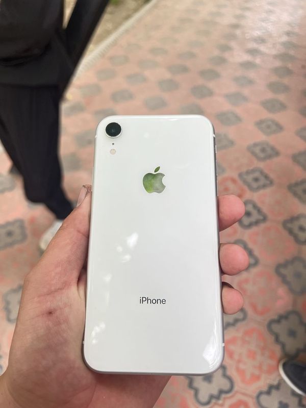 Продаётся Iphone Xr