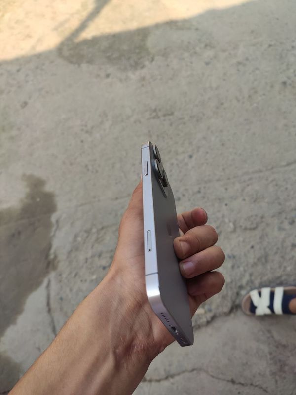 Xr 15pro zavod xotira 256 yomkis 77 aybi rasmda