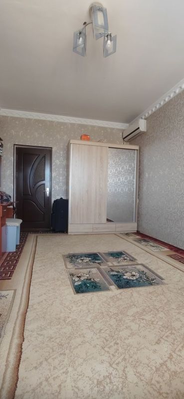 Uy sotiladi Markaz 15.1.57 Uy sotiladi Markaz 15.1.57