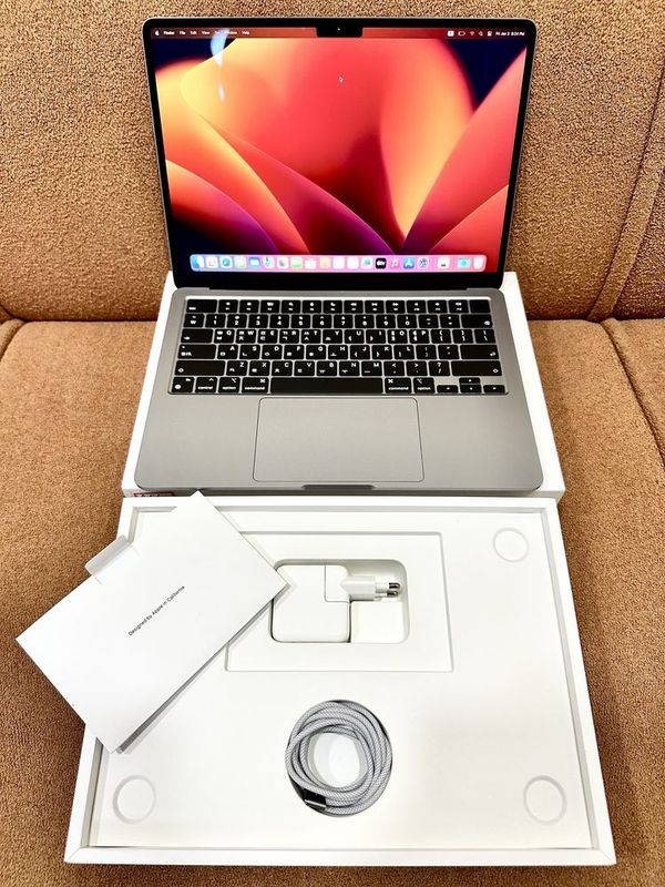 Yangi MacBook Air M2-8GB/256GB (Silver) noutbuk