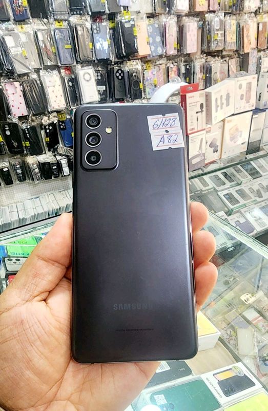 Galaxy A82 5G
Holati ko‘rinar koprinmas palasa bor Galaxy A82 5G
Holati ko‘rinar koprinmas palasa bor