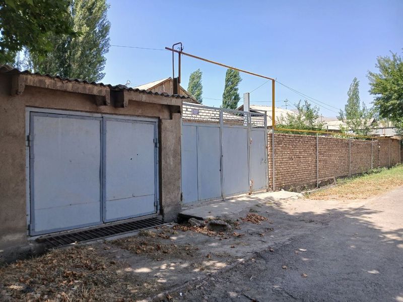 Uy sotiladi manzil detskiy balnisa kata moyka yonida Uy sotiladi manzil detskiy balnisa kata moyka yonida
