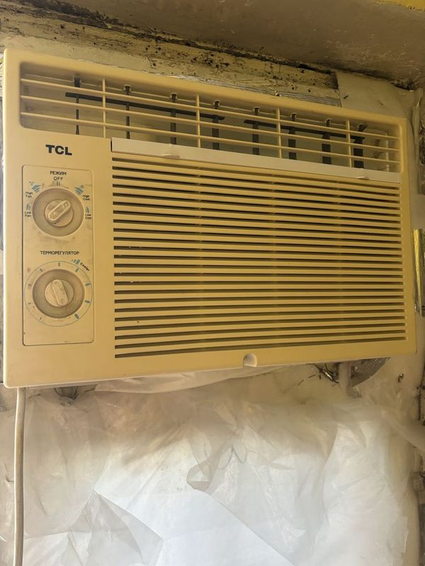Кондиционер TCL в отличном состаяние Кондиционер TCL в отличном состаяние
