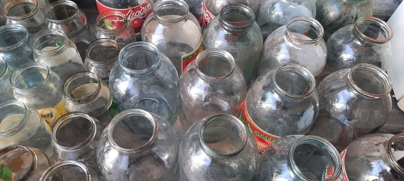 Продаю банки в хорошем состоянии Продаю банки в хорошем состоянии