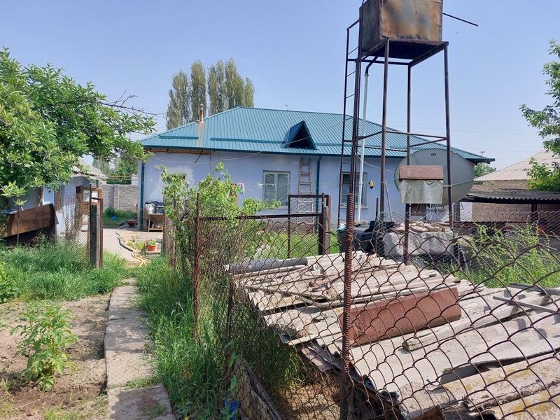 Продаётся дом Юкори чирчик Правда Янги Ташкент 15 соток ,5 комнат. Продаётся дом Юкори чирчик Правда Янги Ташкент 15 соток ,5 комнат.