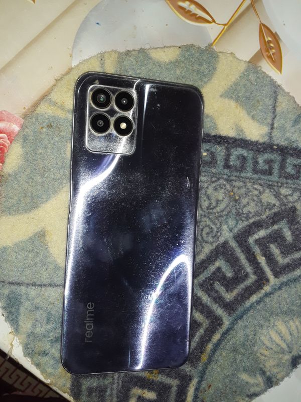 realme 128gb narxini kelishamiz 200000
