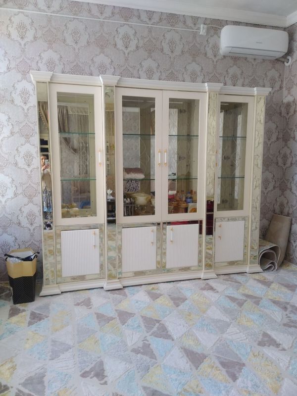 Mebel. Mehmonxona uchun stenka Mebel. Mehmonxona uchun stenka