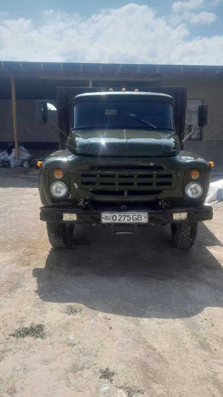 Zil MMZ 4502 samasval sotiladi Zil MMZ 4502 samasval sotiladi