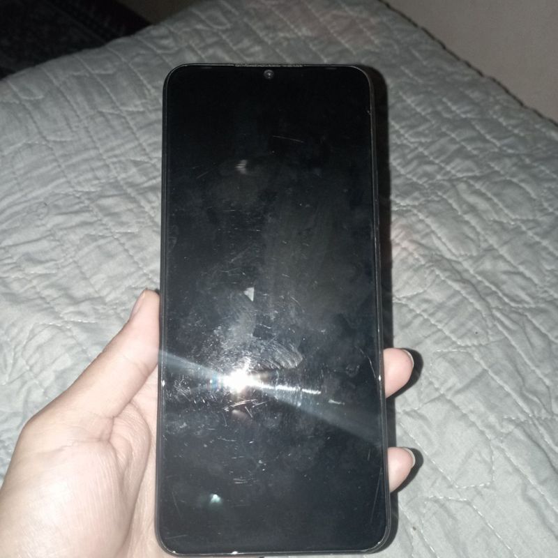Texno Spark 5Air sotiladi Texno Spark 5Air sotiladi