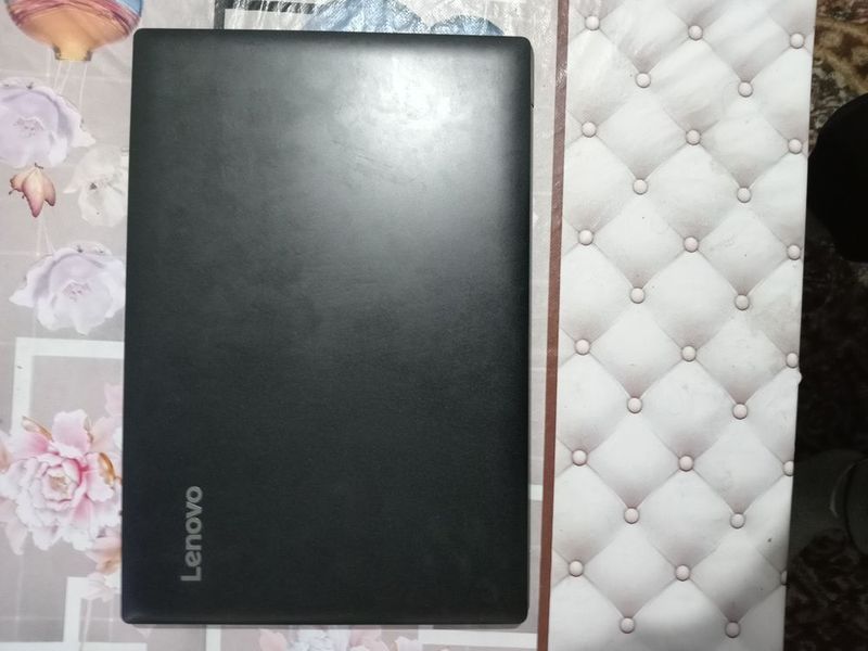 Notebook Lenovo 330