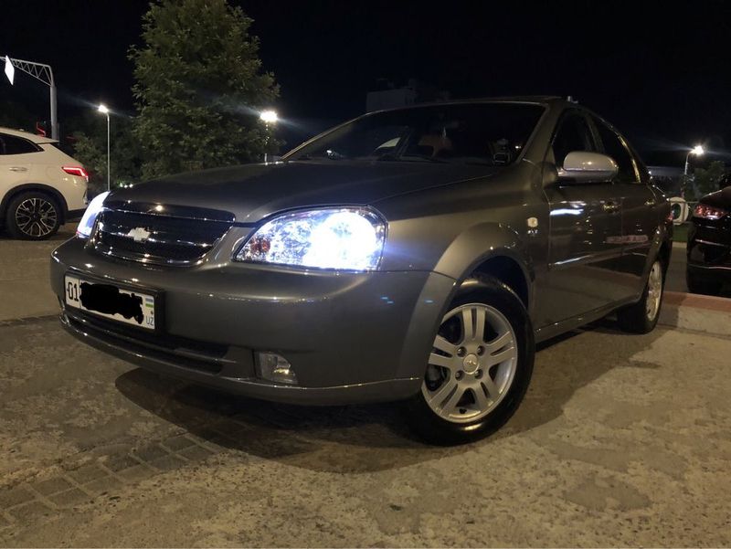 Lacetti 1.6 aftamat sotiladi Lacetti 1.6 aftamat sotiladi