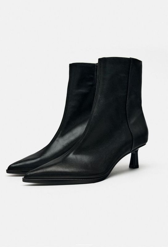 Новые ботинки ZARA