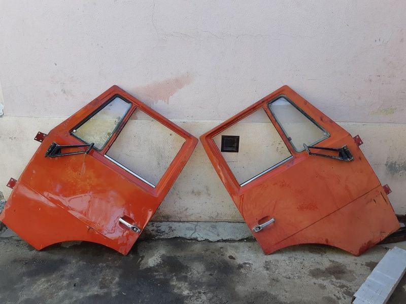 Kamaz eshik radnoy srochni sotiladi Kamaz eshik radnoy srochni sotiladi