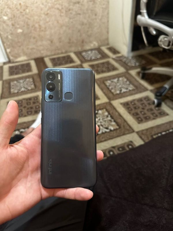 Infinix Hot 12 i Infinix Hot 12 i