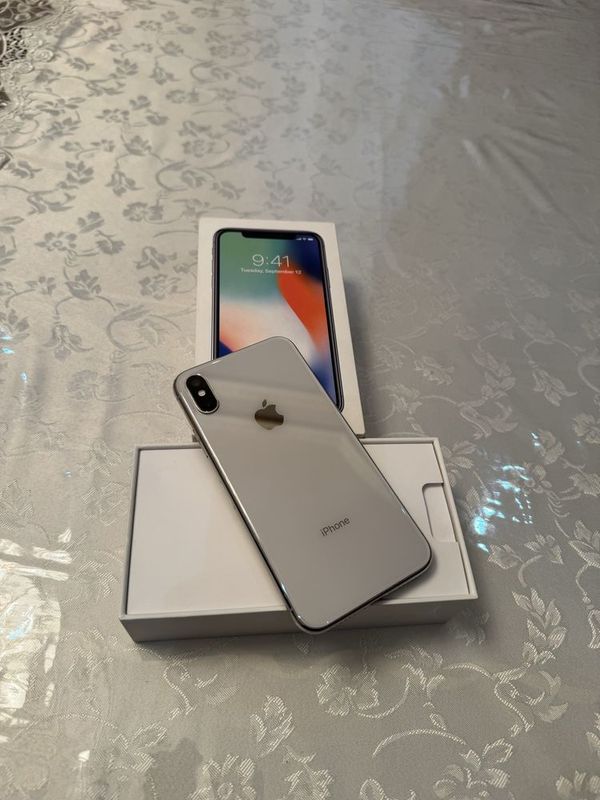 iPhone X 64 с Каробка документами!