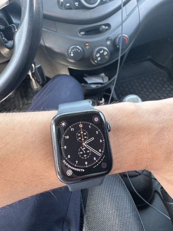 Iwatch 5 44 karobka zaryadka Iwatch 5 44 karobka zaryadka