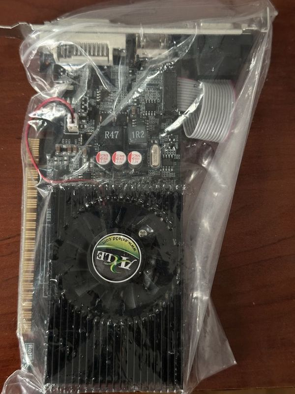 Видеокарта MSI GeForce GT 730 [N730-2GD3V2]