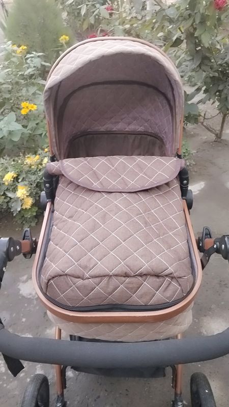 Детская коляска в хорошем состоянии Детская коляска в хорошем состоянии