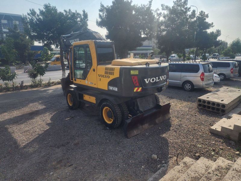 Ekskavator Volvo Ekskavator Volvo