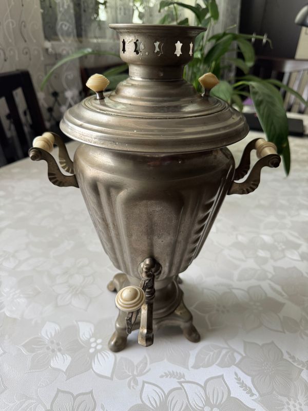 Самовар 3 литра электрический Самовар 3 литра электрический