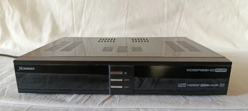 Спутниковый тюнер Xcruiser FullHD