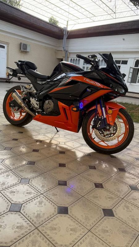 Sport bike 400 kuba 2025 dokument bor injector motor Sport bike 400 kuba 2025 dokument bor injector motor