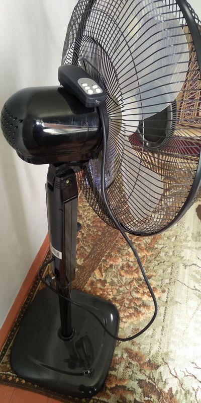 Pultli Ventelyator zo'r xolatda