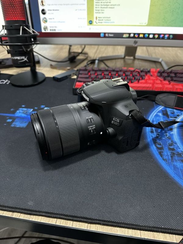 CANON EOS 850D sotiladi CANON EOS 850D sotiladi