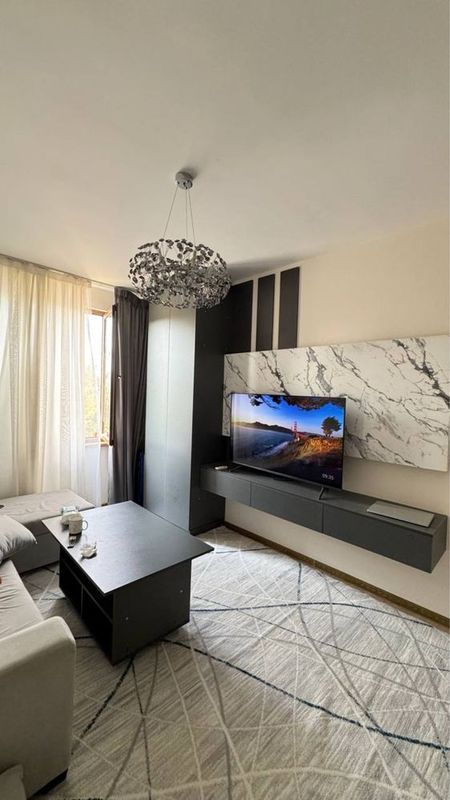 Olmazor City 2 xona Sherichiliga 2 ta qiz olinadi