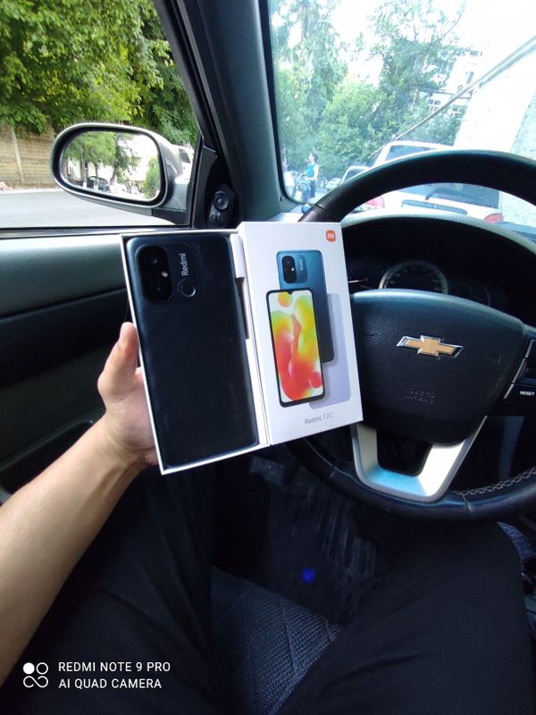 Redmi 12C holati alo garantiyasi bor Redmi 12C holati alo garantiyasi bor