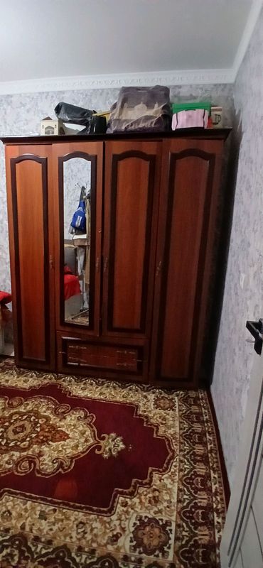 Shkaf va trimo sotiladi Shkaf va trimo sotiladi
