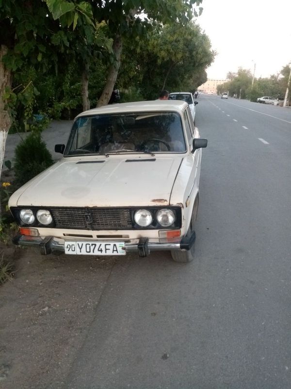 Vaz 2103 sotiladi